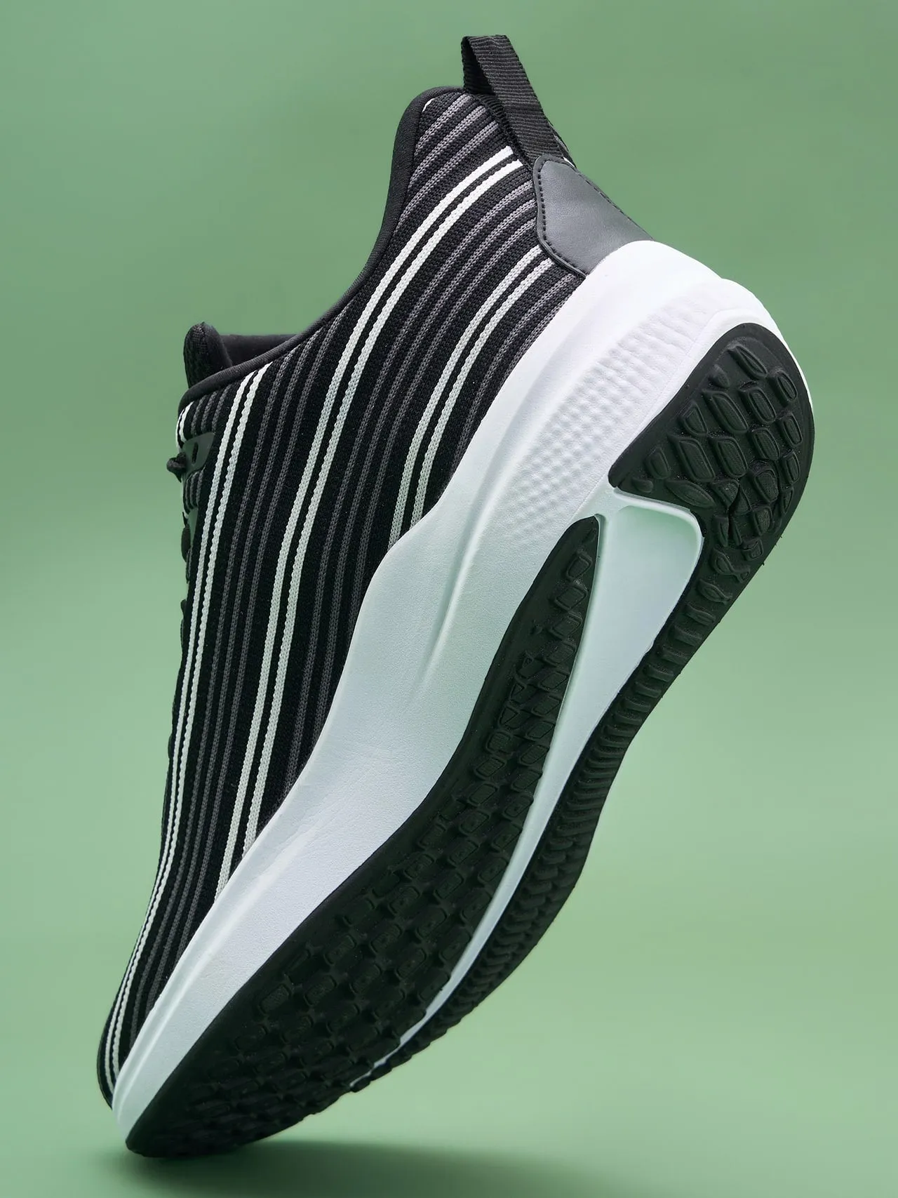 Avant Men's Bi-Strip Running Shoes - Black/White