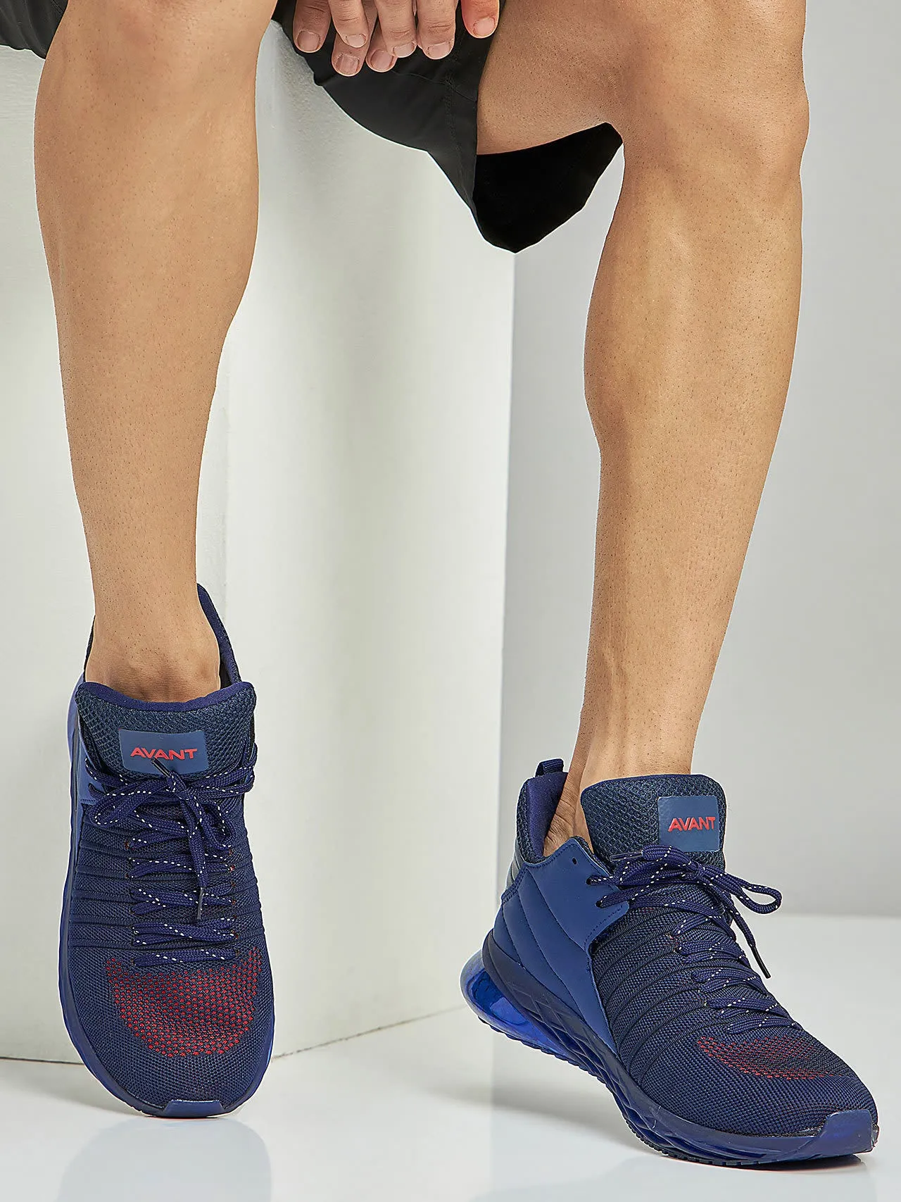 Avant Men’s Everest Walking Shoes- Navy