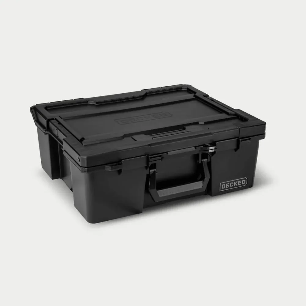 Decked D-Co Half-Rack in Black