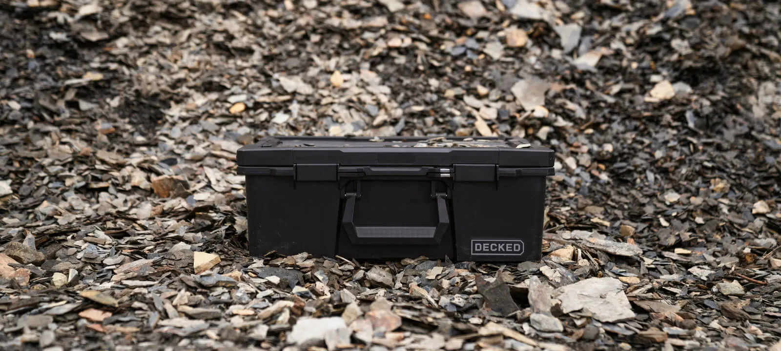 Decked D-Co Half-Rack in Black