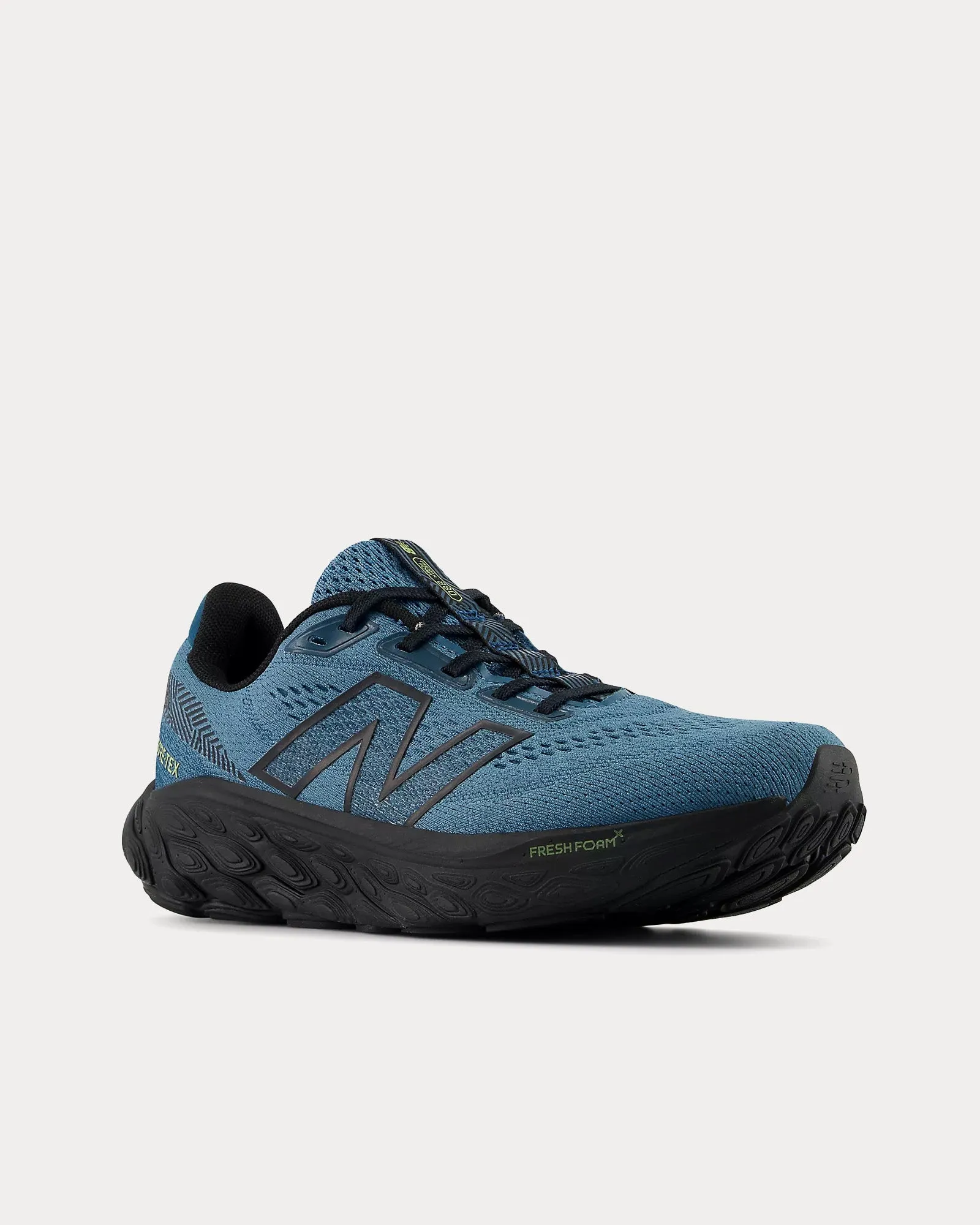 Fresh Foam X 880v14 Gore-Tex Terrarium / Black / Deep Sea Running Shoes