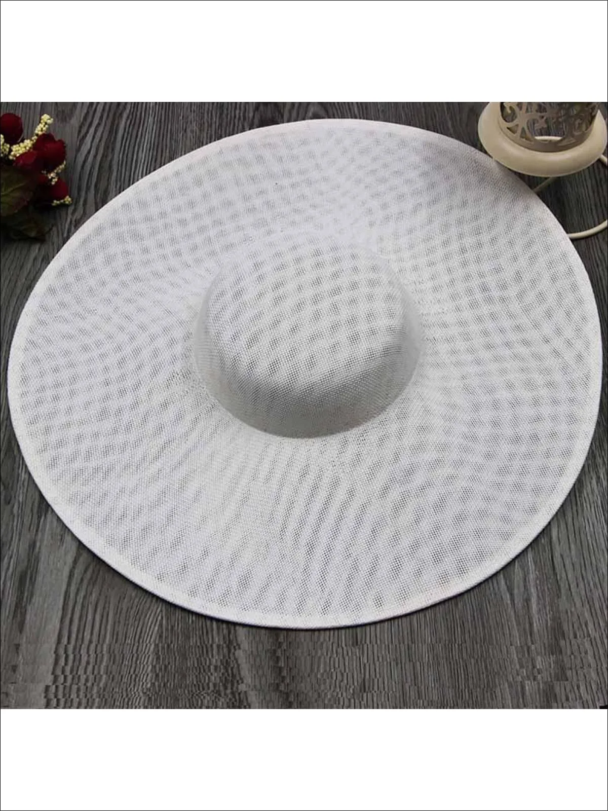 Girls Vintage Style White Woven Wide Brim Fascinator Hat