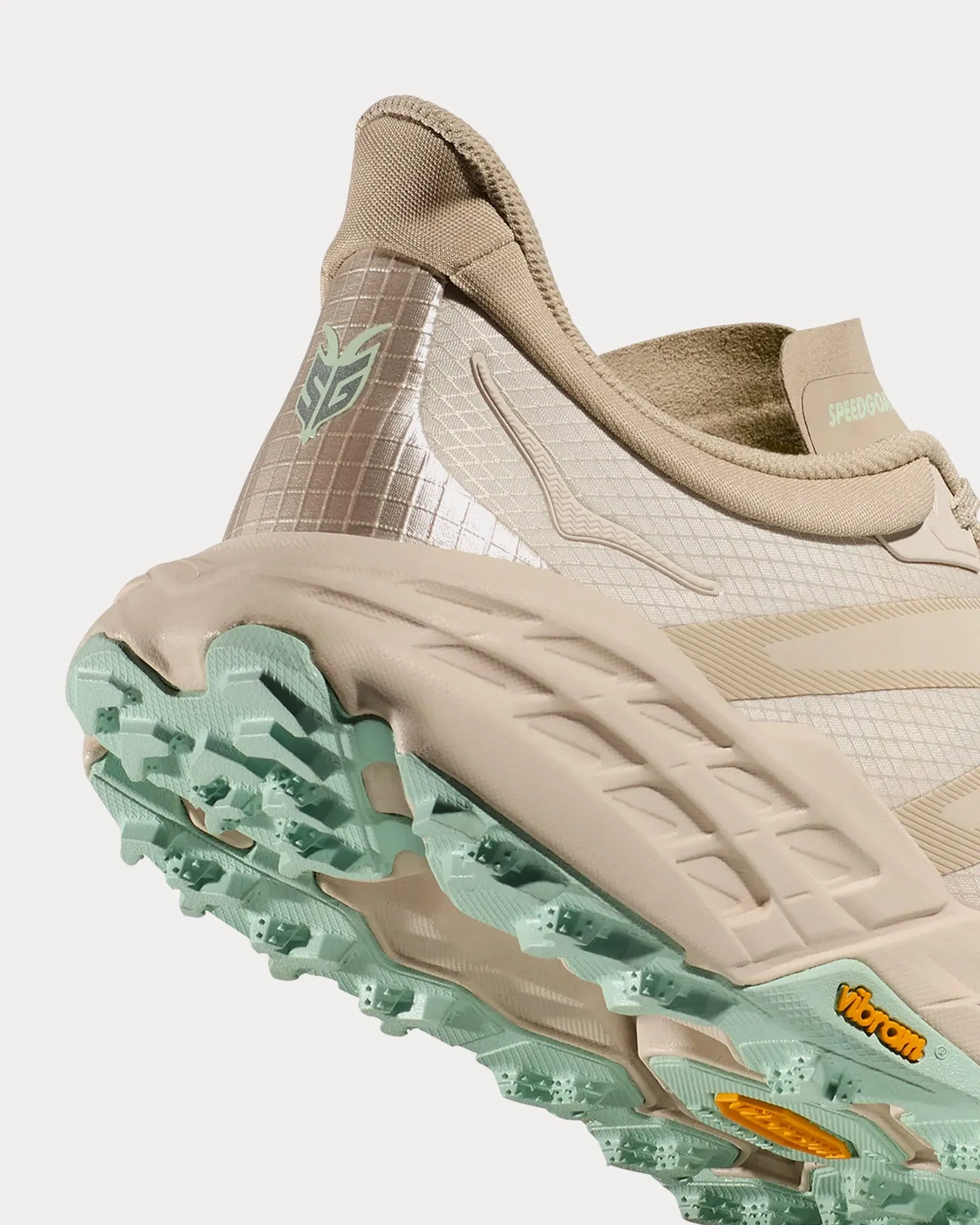 Stealth/Tech Speedgoat 5 Oat Milk / Oatmeal Running Shoes